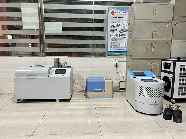 南昌理工學(xué)院全方位行星球磨機(jī)、行星式球磨機(jī)、桌面型行星球磨機(jī)